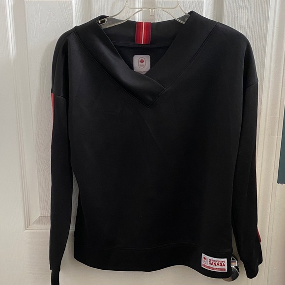 Team Canada Olympic Black V-Neck Sweater - Picture 2 of 5